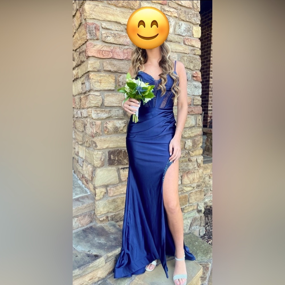 Navy Blue gorgeous prom dress!